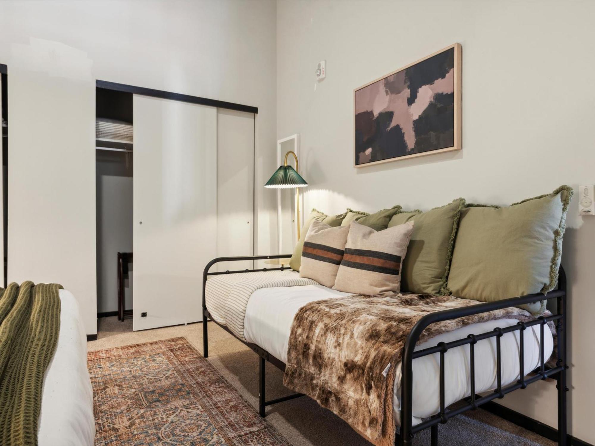 Large 3Br Apts & Studios, Free Parking, Gym, Game Room Philadelphia Phòng bức ảnh